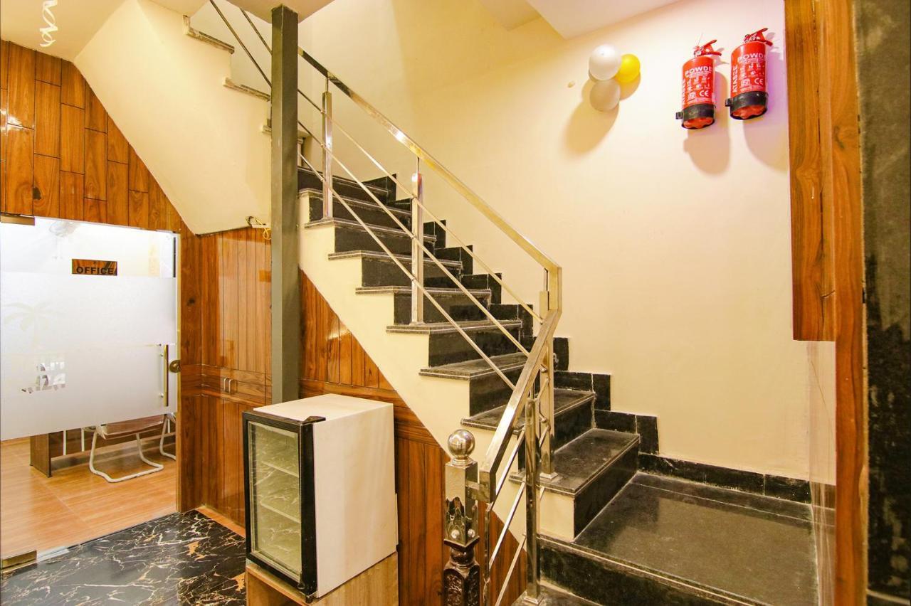 Fabhotel Palm Plaza Zirakpur Exterior foto